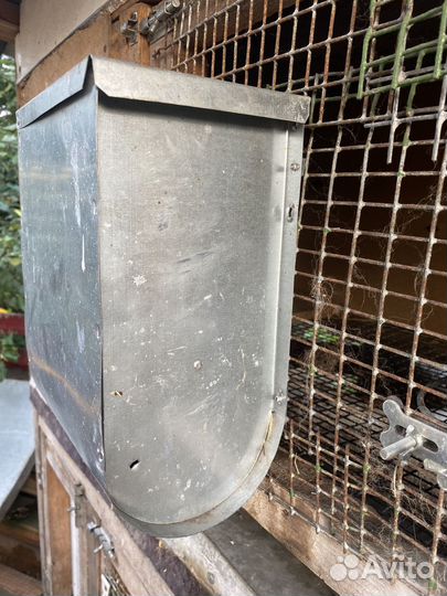 Продам клетки для кролов. Кормушки, поилки