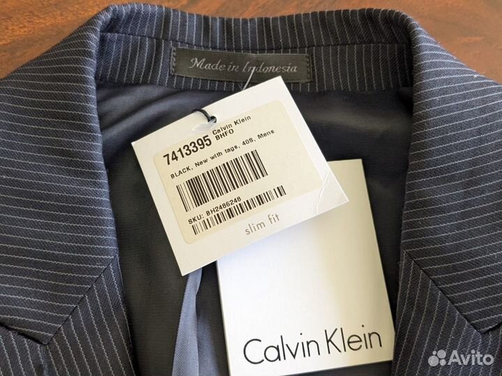 Новый с бирками пиджак Calvin Klein