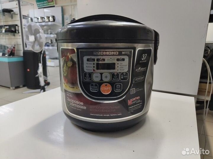 Мультиварка Redmond RMC-M22