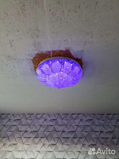 Люстра с режимами подсветки