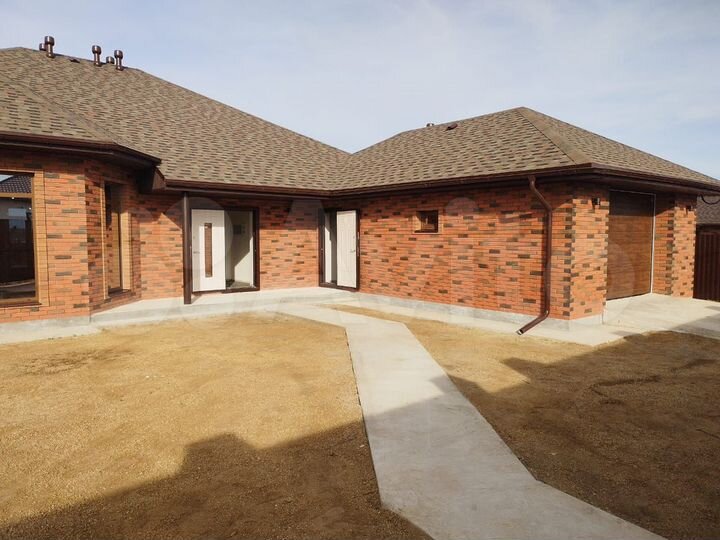 Дом 196,7 м² на участке 11,5 сот.