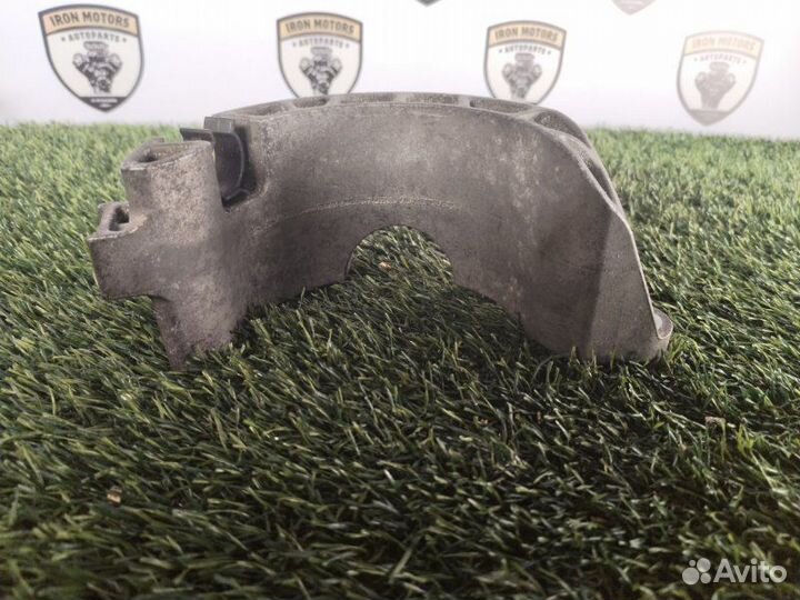 Кронштейн генератора Porsche Cayenne 957 M48.01