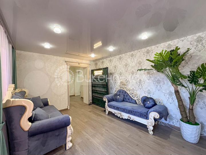 10-к. и более коттедж, 1000 м²