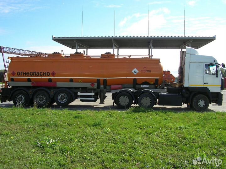 МАЗ 6430А5-320-020 с полуприцепом, 2012