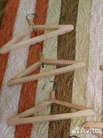 Вешалки плечики деревянные