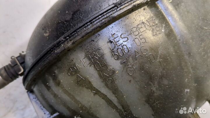 Бачок расширительный Mercedes E W212, 2010