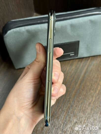 iPhone 11 Pro, 64 ГБ
