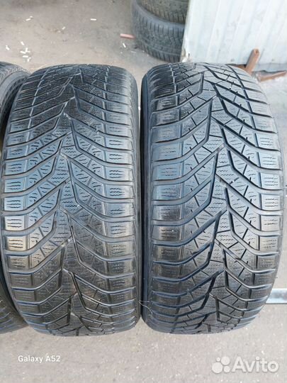 Yokohama BluEarth Winter V905 215/45 R17 91V