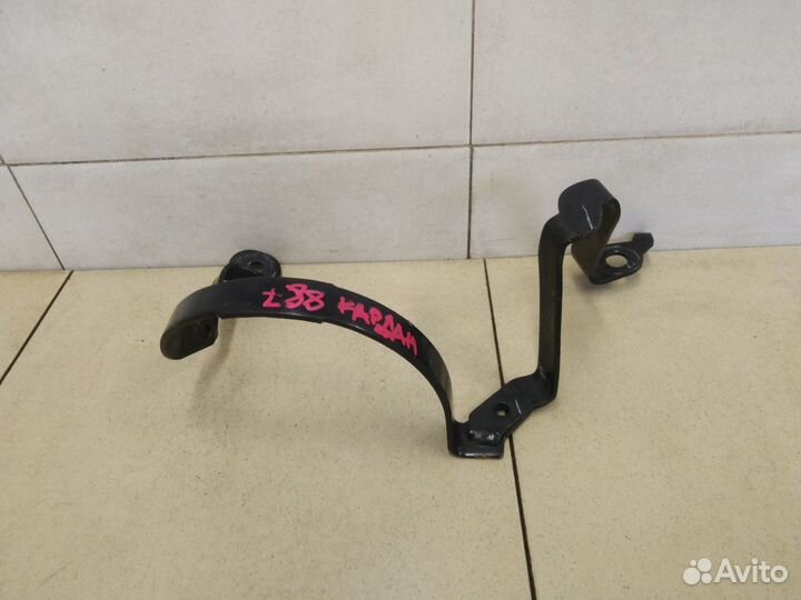 Кронштейн (сопут. товар) Hi Lux 2015