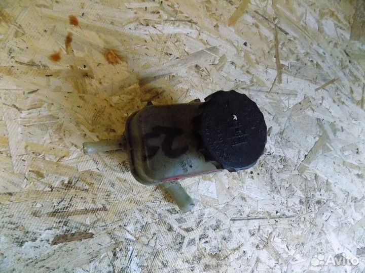 Бачок гидроусилителя Celica (ZT23#) 1999-2005