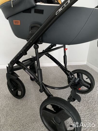 Коляска Riko Basic Aicon (2 в 1)