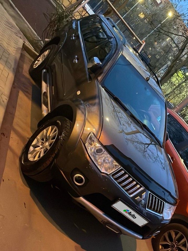 Mitsubishi Pajero Sport: фото владельца