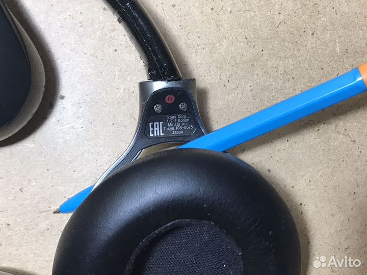 Наушники (bluetooth)