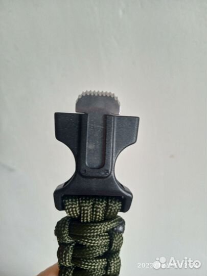 Браслет для выживания