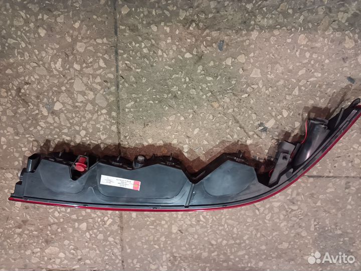 Фонарь задний в бампер левый для Ауди Ку 7 Audi Q7