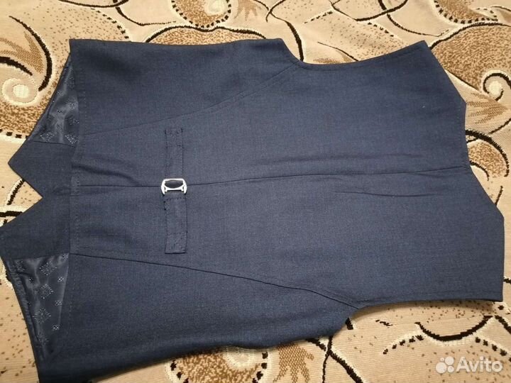 Жилетки, полуверы, джемпер