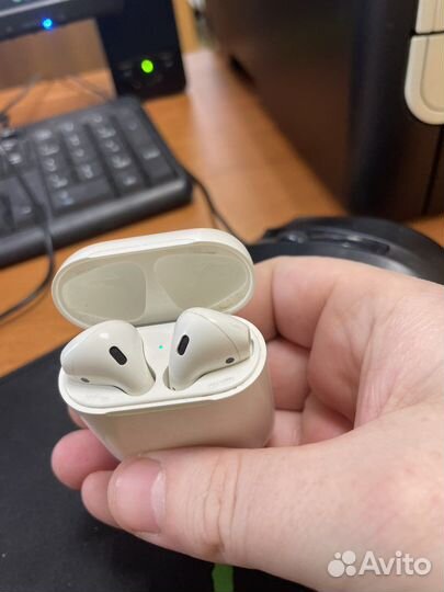 Airpods 1
