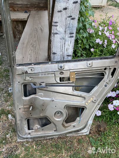 Дверь ваз 2110; ваз 2111