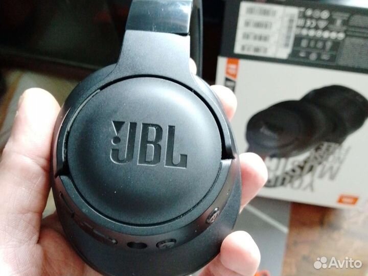 Беспроводные наушники jbl tune 760 nc