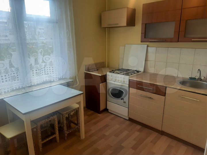 2-к. квартира, 55 м², 3/9 эт.