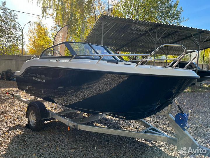 Катер Phoenix 510BR