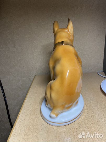 Фарыоровая статуэтка Бульдог лфз