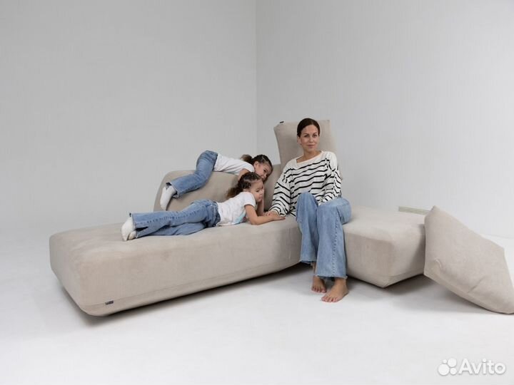 Диван со спальным местом 4400х1800 мм
