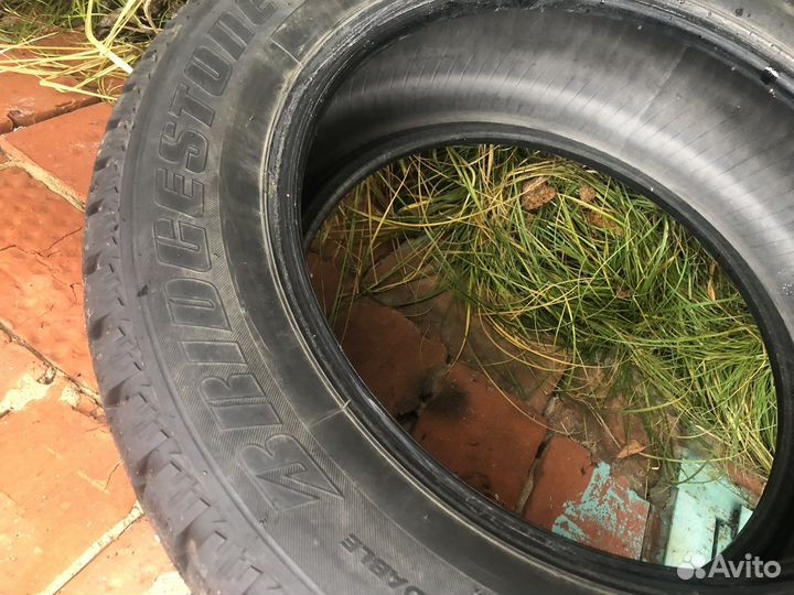 Bridgestone Ice Cruiser 7000 215/60 R17 100T