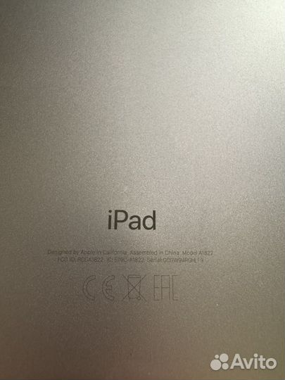 iPad 5 поколения 32 gb wifi A1822