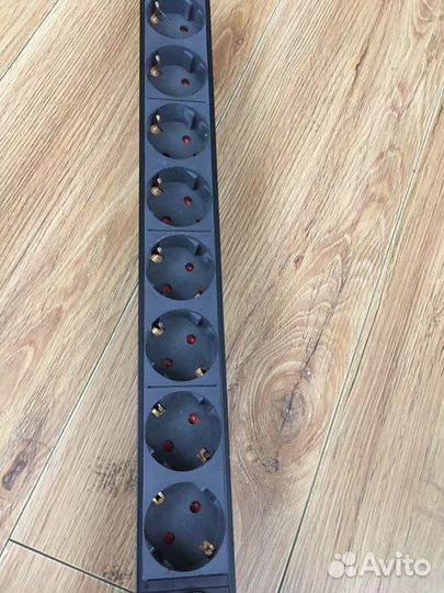 Блок розеток в стойку