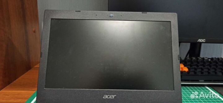 Ноутбук acer travelmate b1