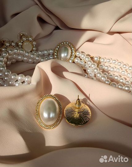 Чокер и сережки