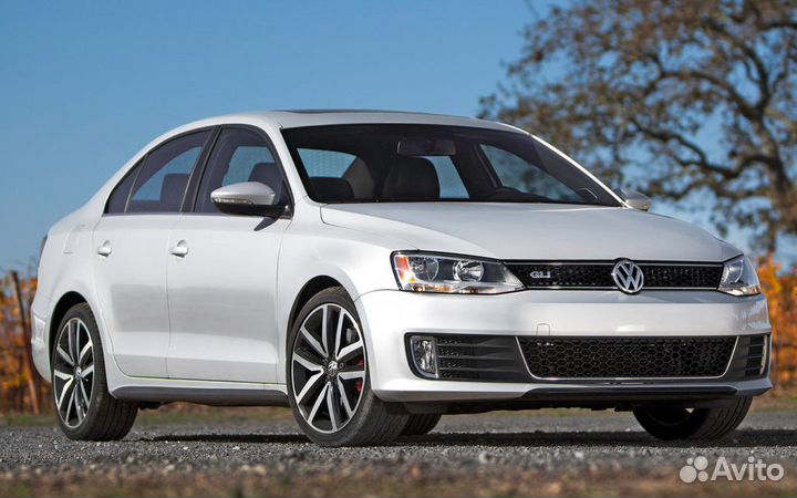 Бампер Volkswagen Jetta 2011+