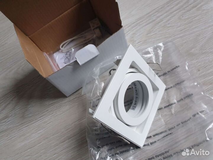 Светильник встраиваемый italline qana 1l white