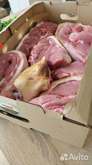 Мясо свинина на кости