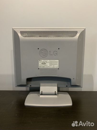 Монитор LG 17 дюймов