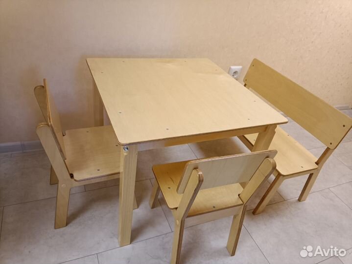 Детский набор стол и стульчики