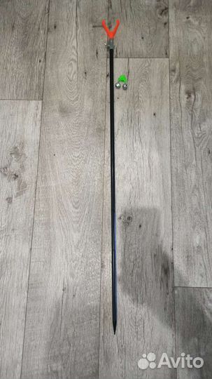 Стойка для удочки + сигнализатор поклевки