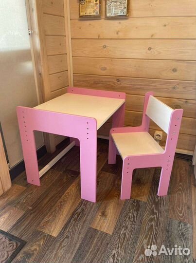 Детский столик и стул