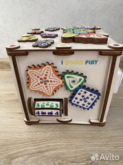 Бизиборд куб