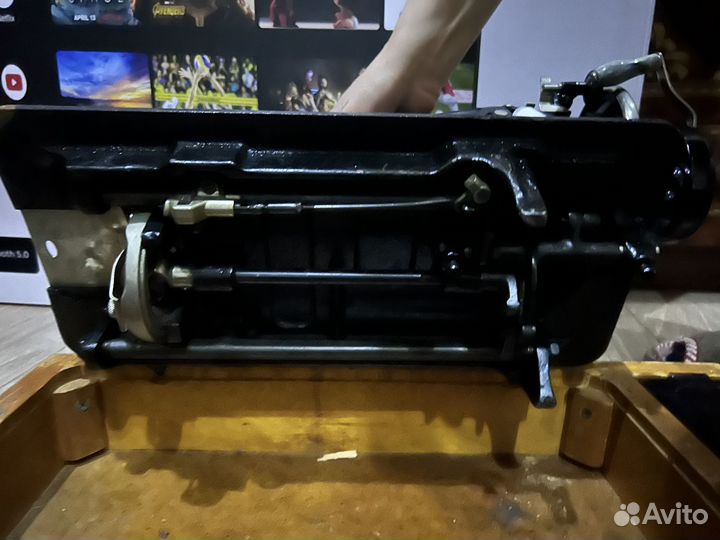 Швейная машинка ретро