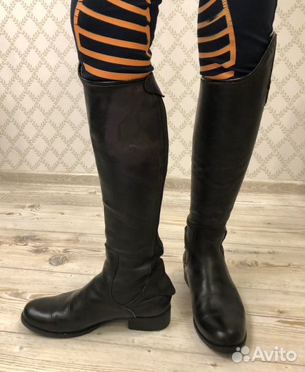 Бриджы и сапоги для всадника