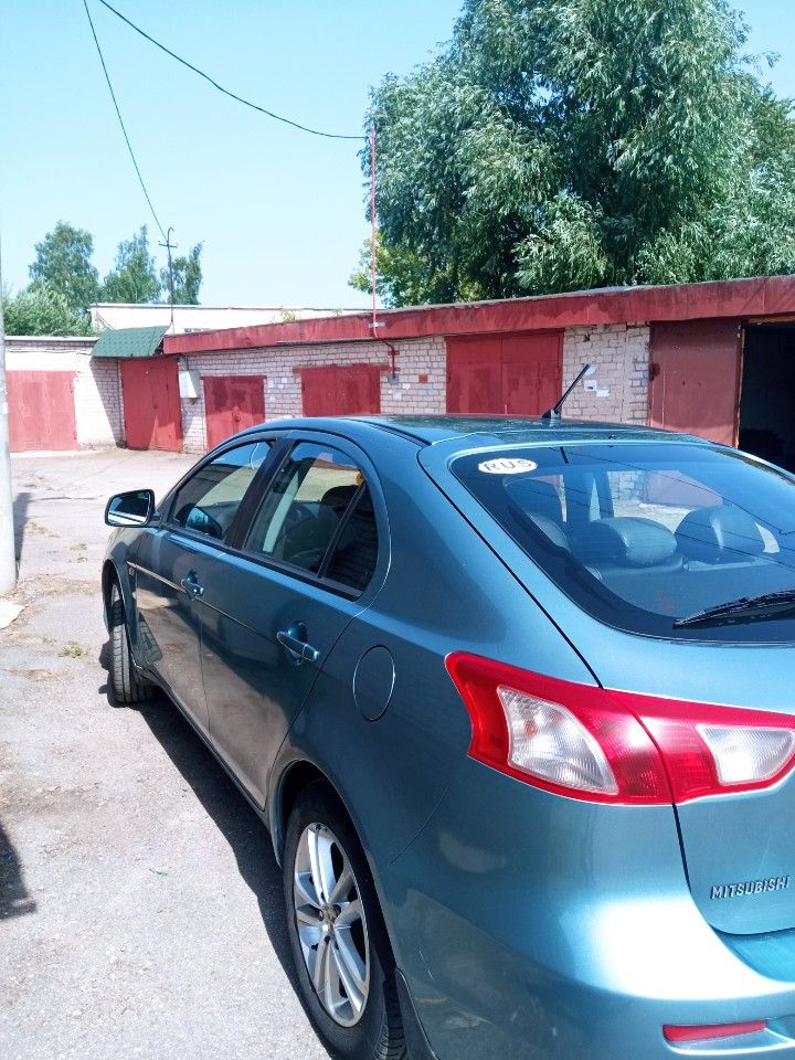 Mitsubishi Lancer: фото владельца