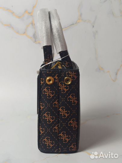 Сумка Guess новая