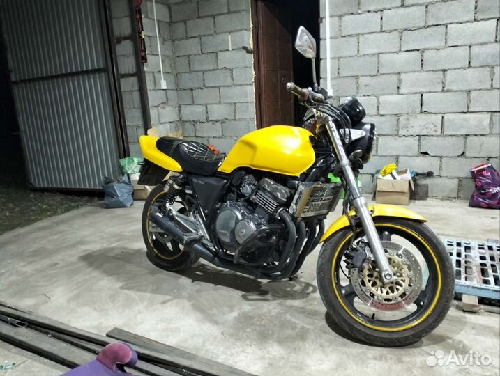 Honda cb 400 sf