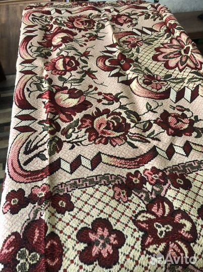 Покрывала гобеленовые