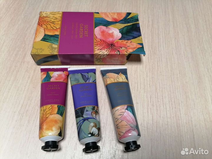 Набор кремов для рук oriflame Secret Garden