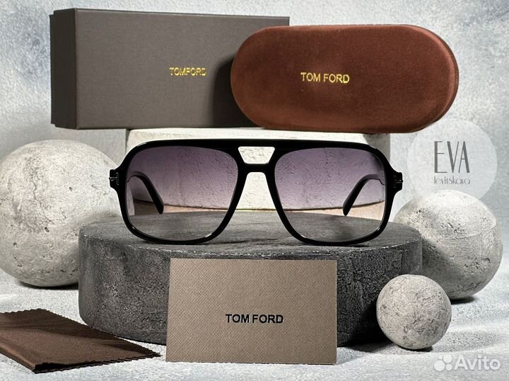 Очки Tom Ford Falconer-02 TF884 01A 2