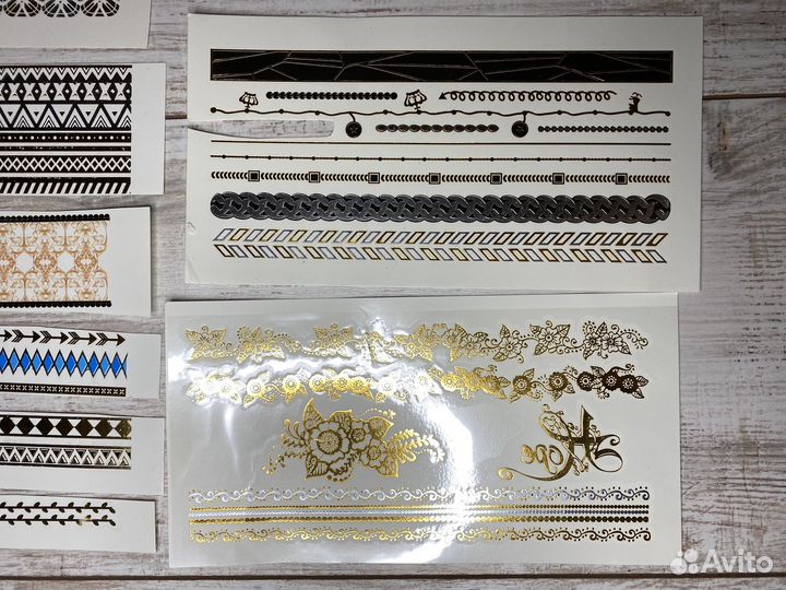 Много временных татуировок переводные тату