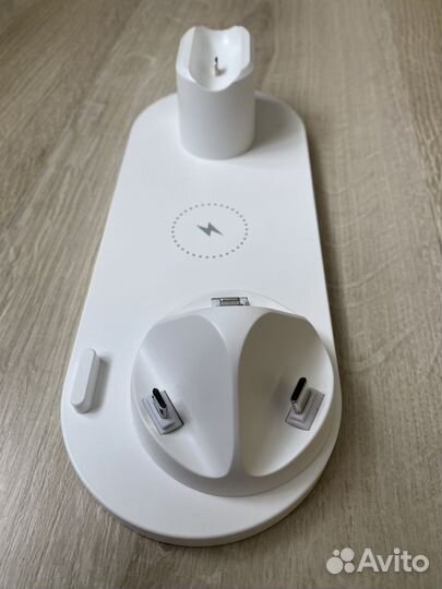 Зарядная станция для Apple